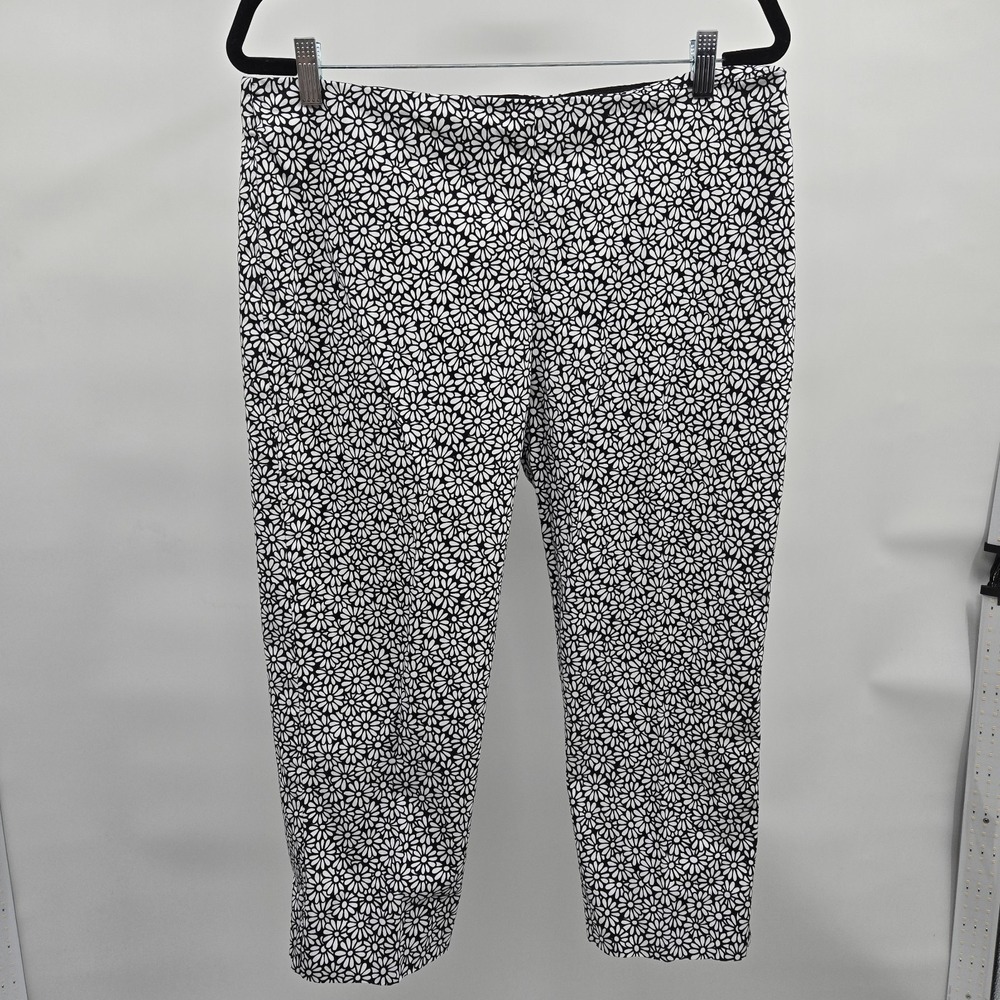 Margaret M Women's Black / White Flower Design Side Zipper Size 14 Crop